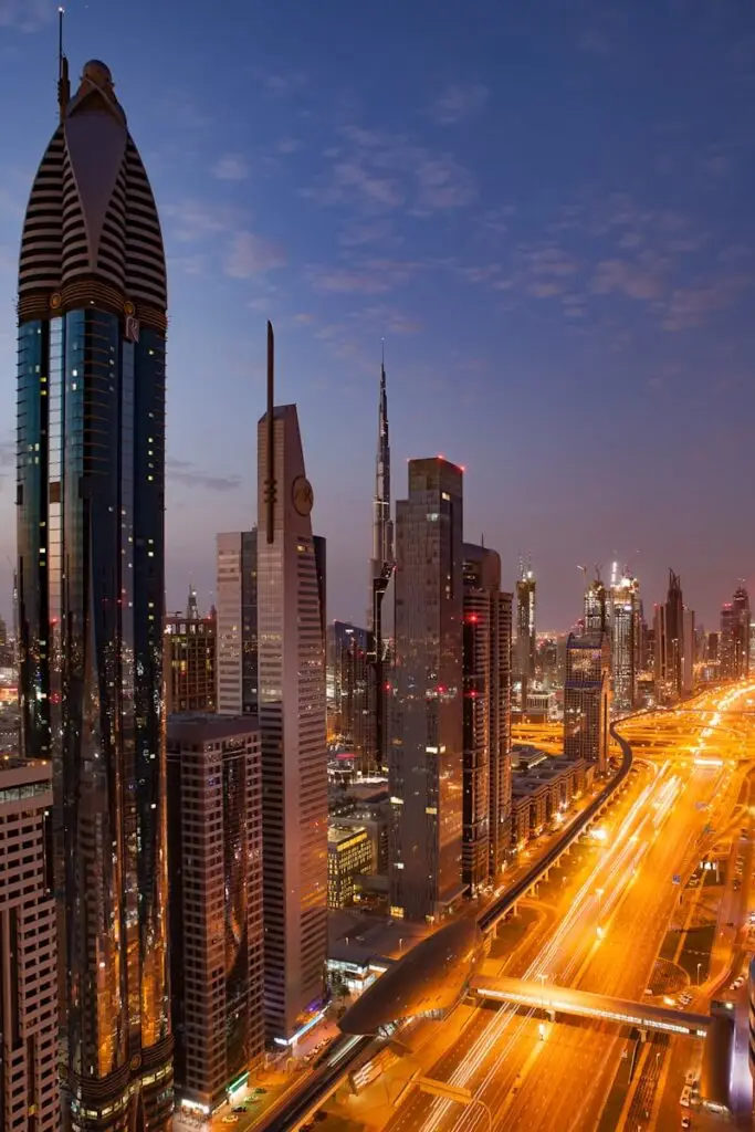 Alugar um Imóvel em Dubai: As Taxas Que Ninguém Te Conta Antes de Assinar o Contrato