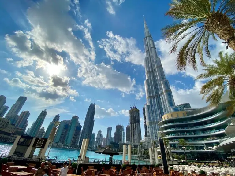 Melhores Bairros para Investir em Dubai em 2026: Onde Está o Melhor Retorno